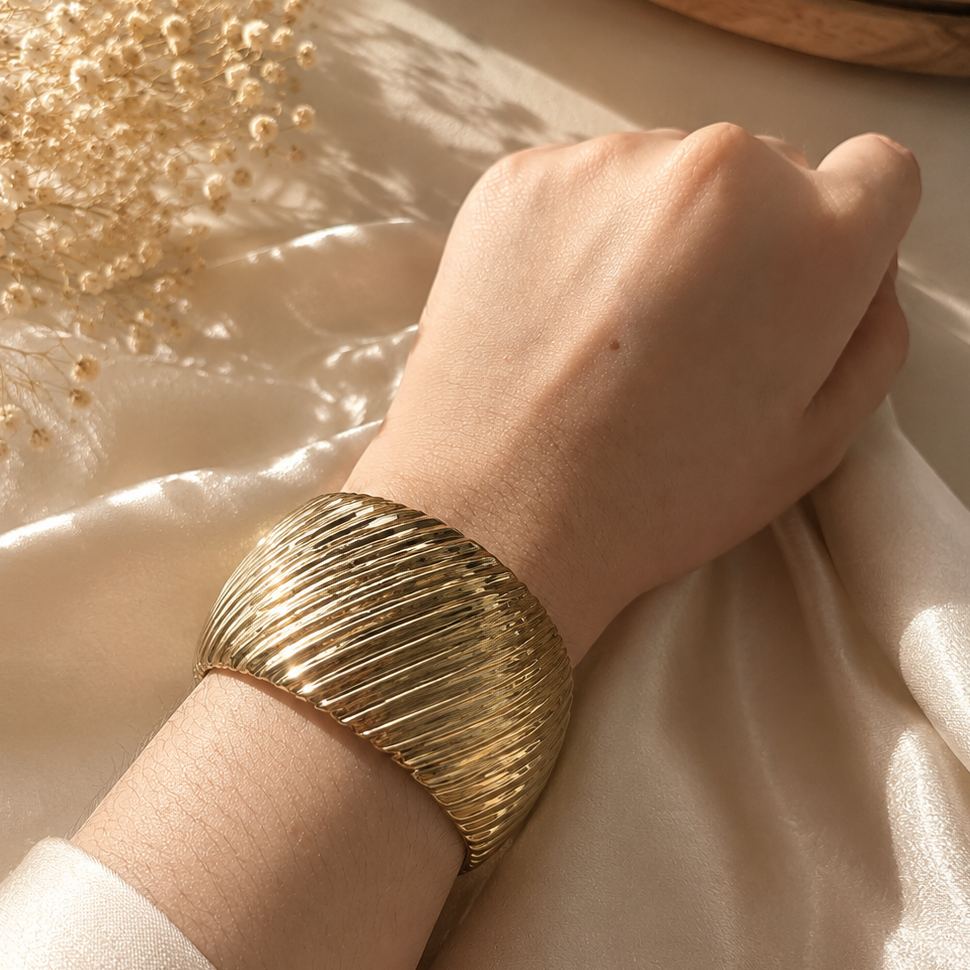 ribbed armour cuff