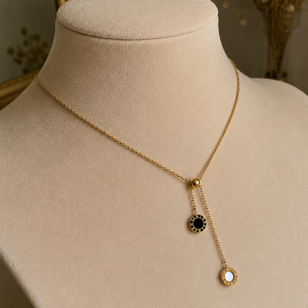 roman echo necklace