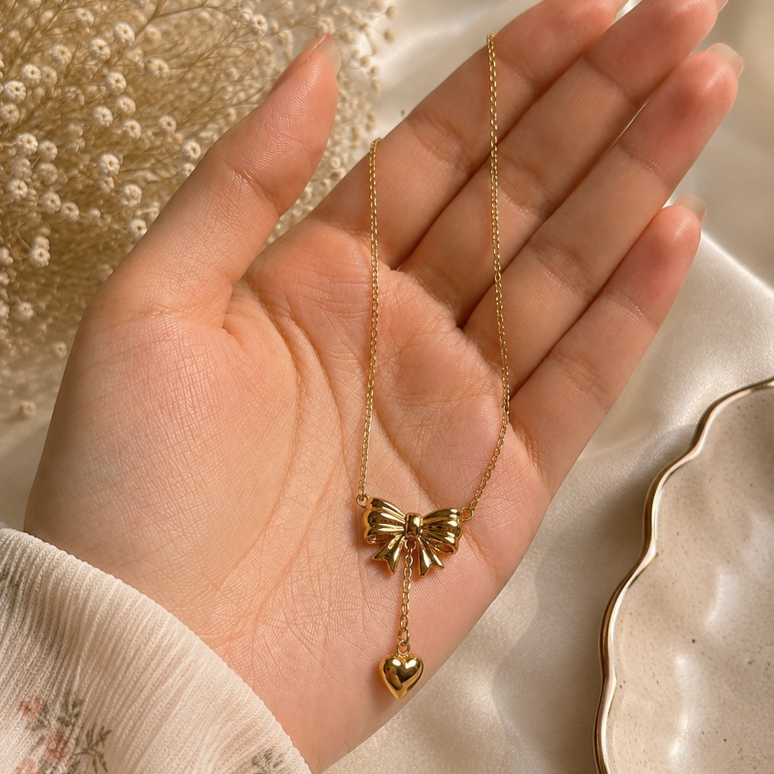 Sweetheart ribbon necklace