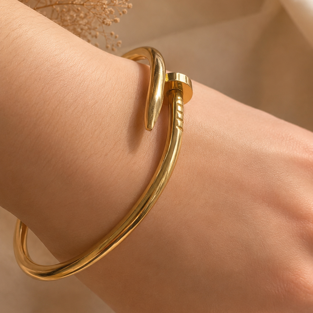 nail cuff