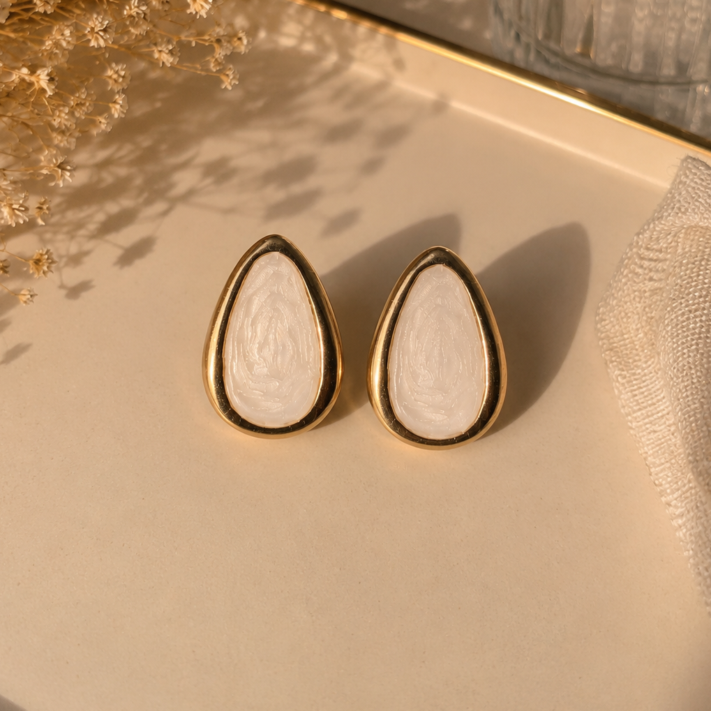 moon petal earring