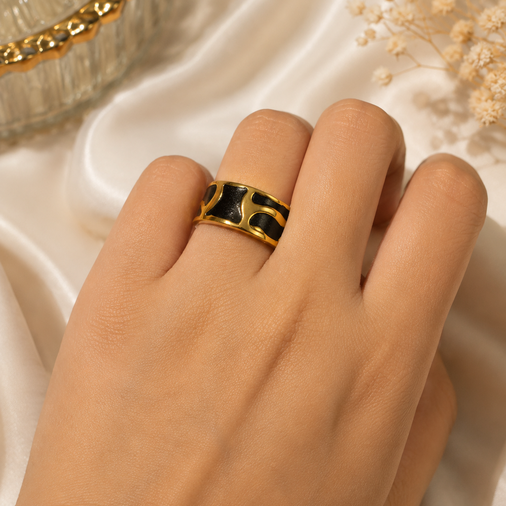 lava gold ring