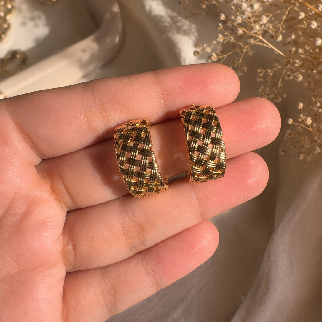 willow weave hoops