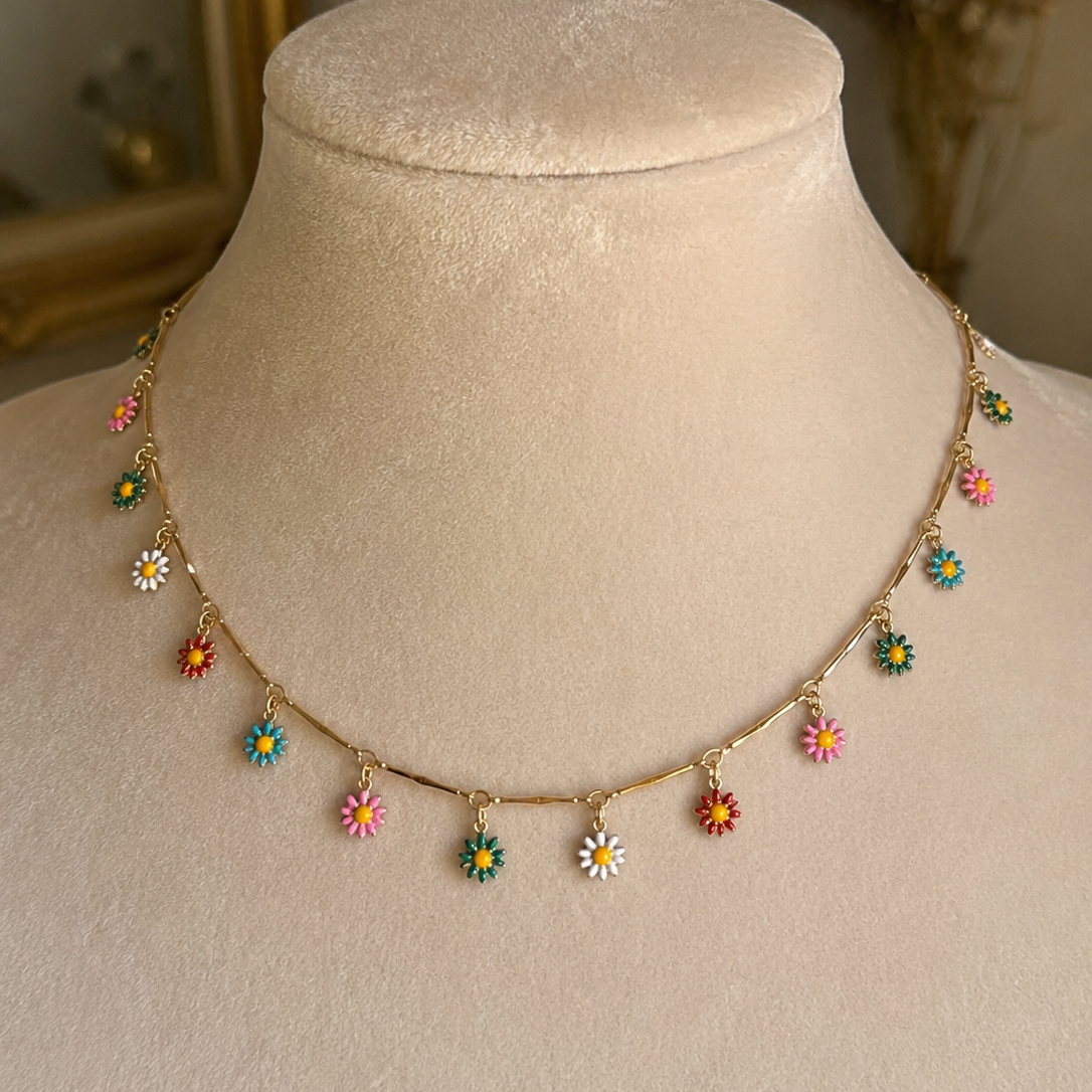 spring fling necklace