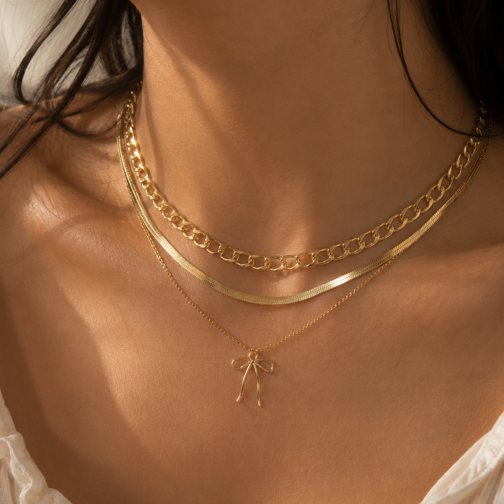 lumière bow necklace