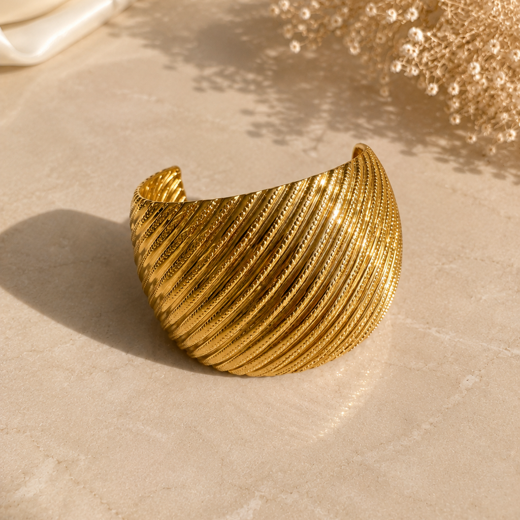 ribbed armour cuff