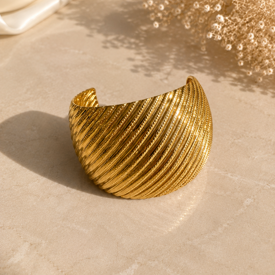 ribbed armour cuff