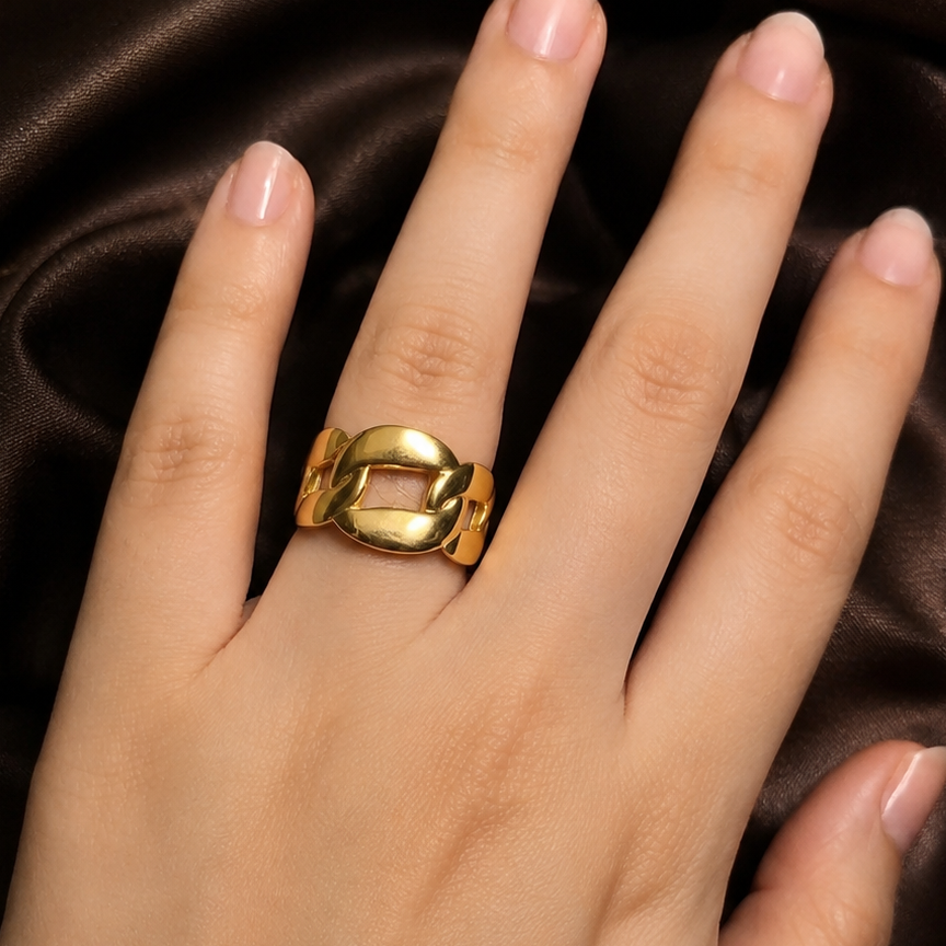 gold knot ring