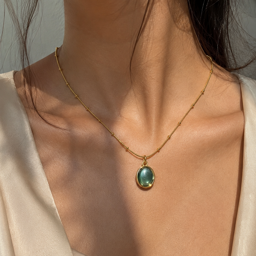 Forest dew necklace