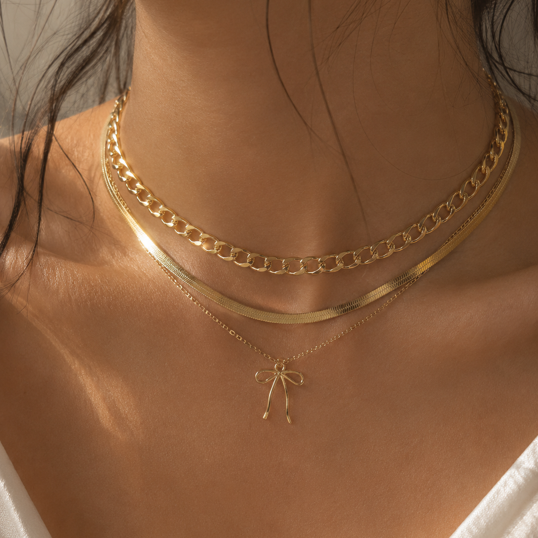 lumière bow necklace