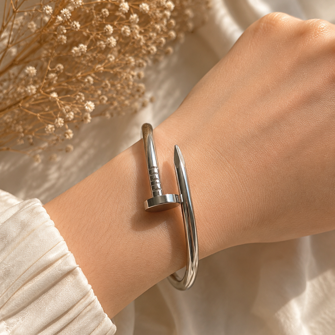 nail cuff