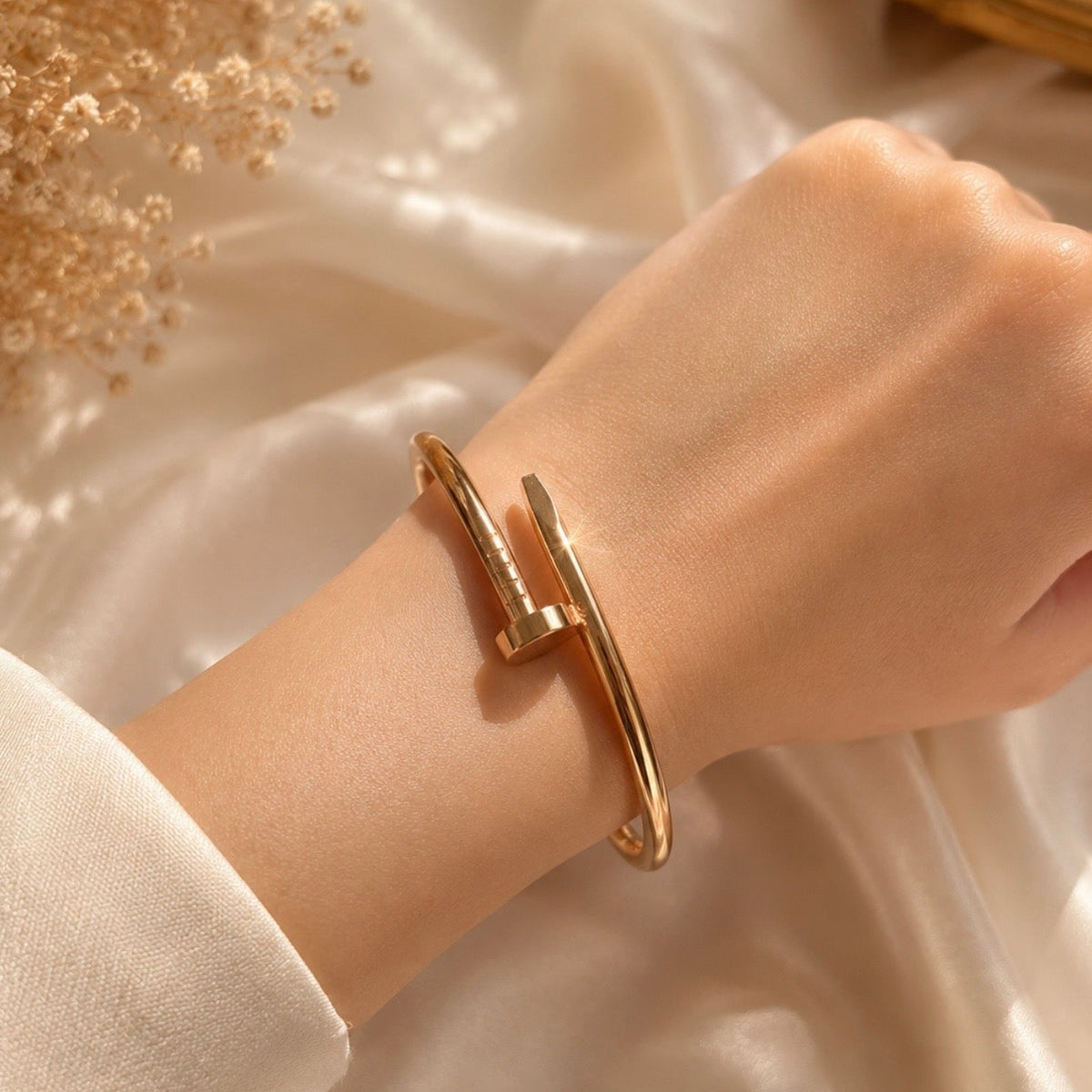 nail cuff